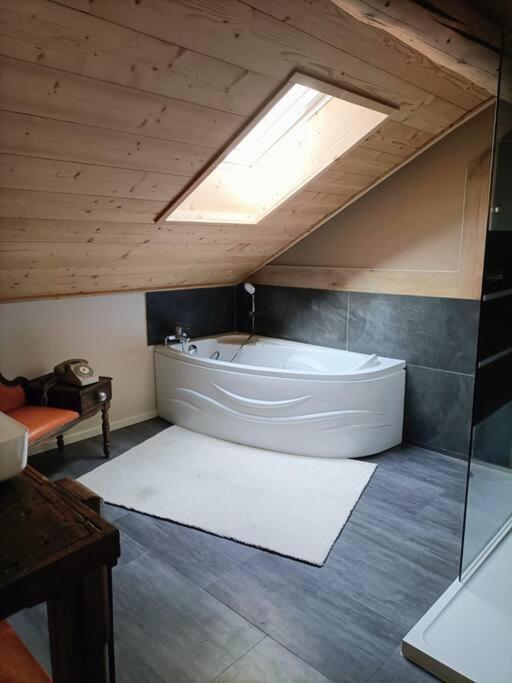 La Basse Aubin Villa Épinal Exteriör bild